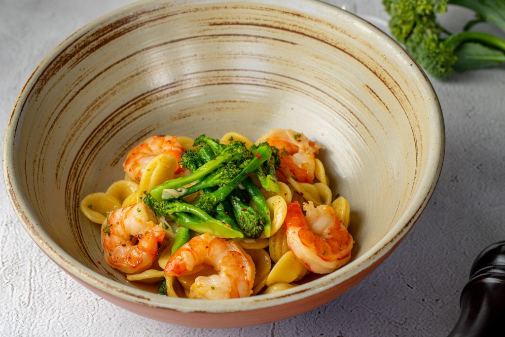Orecchiette Aglio, Olio e Peperoncino con Broccoli e Gamberi